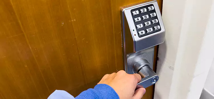 Why Choose Us for Your Keypad Lock Needs in Elmwood Park, IL?